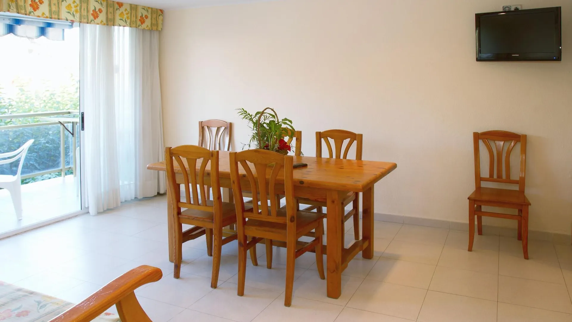 Rentalmar Los Peces Apartments Salou